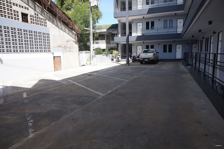 Property Grounds 2 of 18