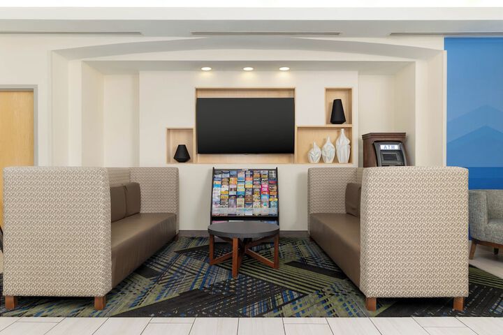 Hotel Interior 3 of 41