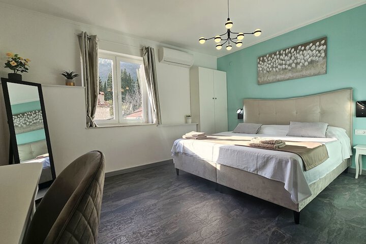 Room 30 of 140