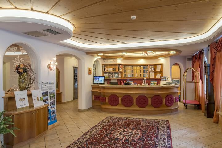 Hotel Interior 2 of 91