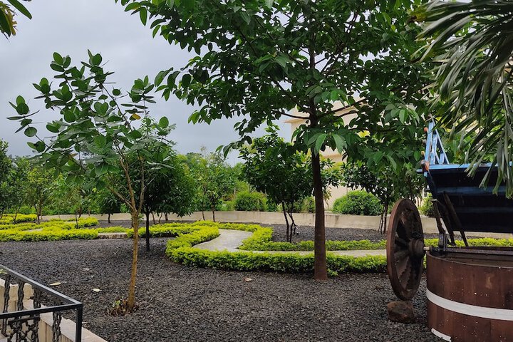 Property Grounds 82 of 103