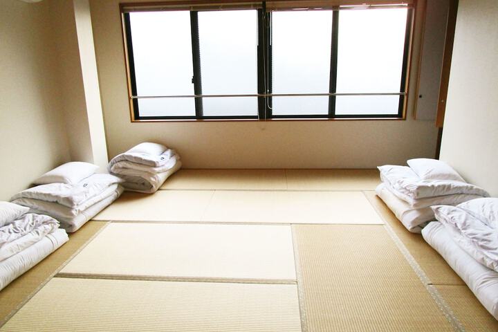 Room 9 of 39
