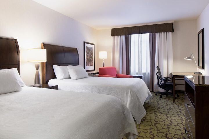 Room 10 of 29