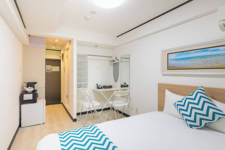 Room 9 of 39