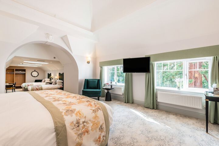 Room 40 of 139