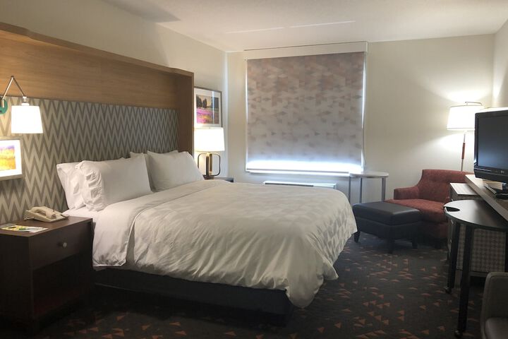 Room 8 of 41