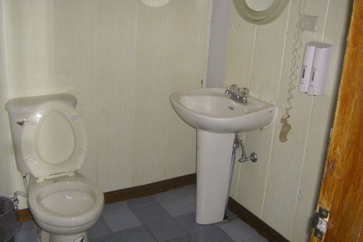 Room 30 of 43