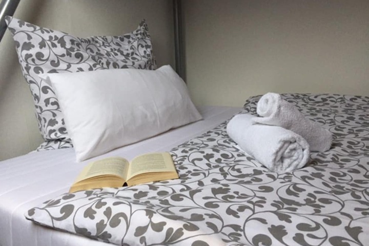 Room 6 of 44