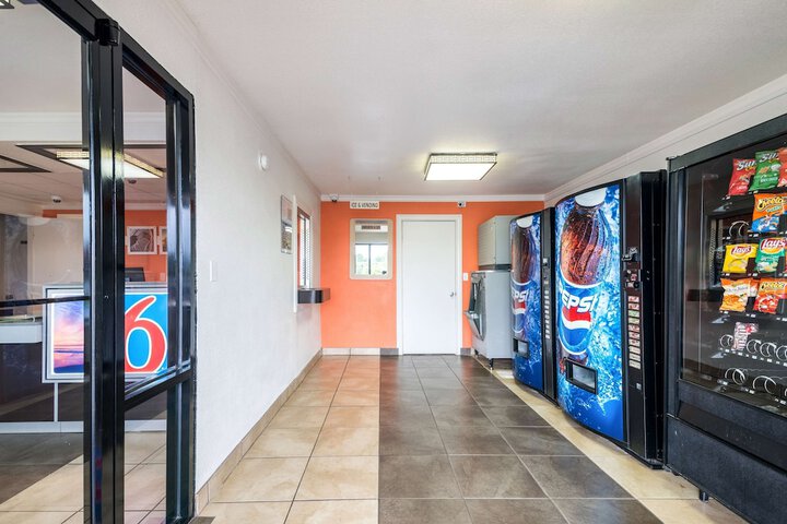 Vending machine