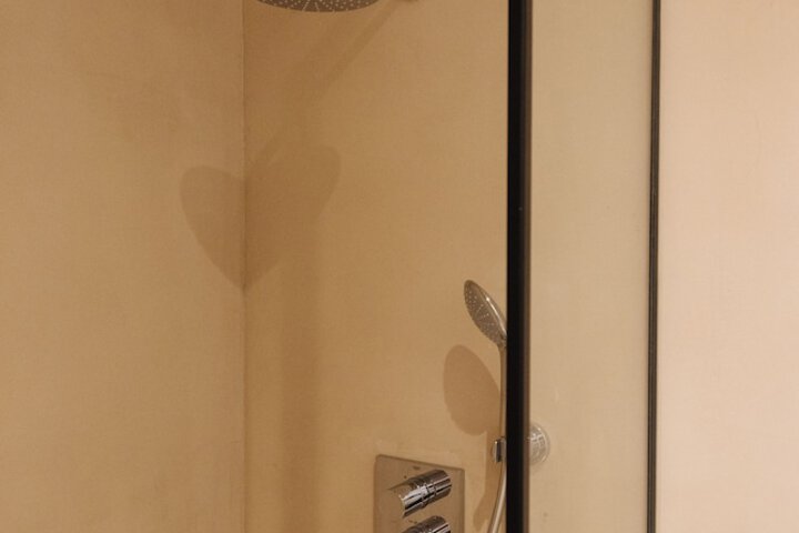 Room 282 of 317