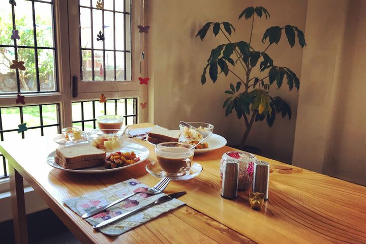 Dining 7 of 43