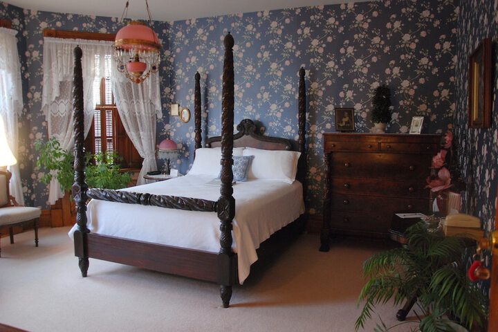 Room 5 of 51