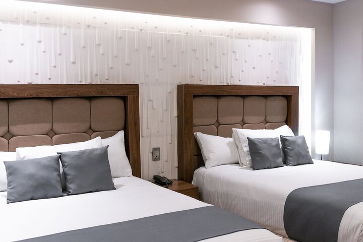 Room 5 of 29