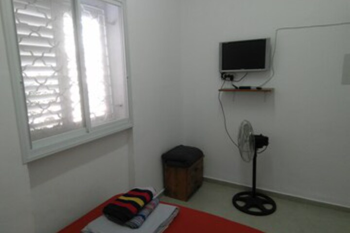 Room 15 of 49