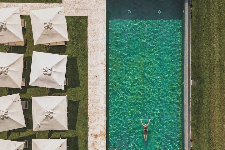 Pool 58 of 108