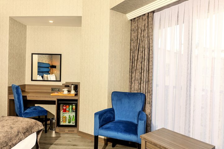 Room 34 of 128