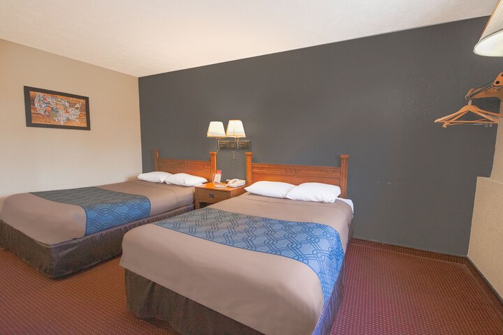 Room 12 of 47