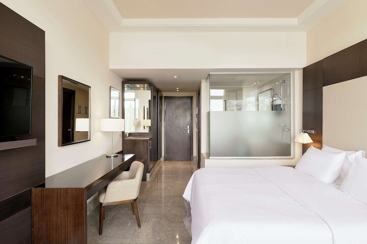 Room 21 of 88