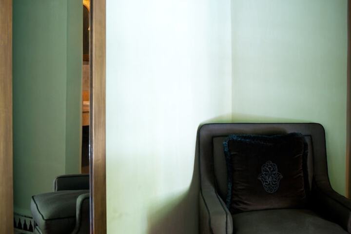 Room 14 of 111