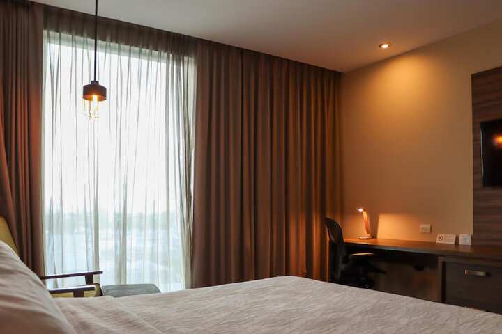 Room 26 of 103