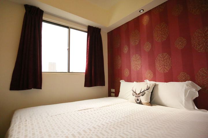 Room 4 of 46