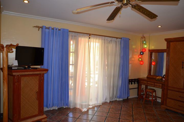 Room 17 of 50