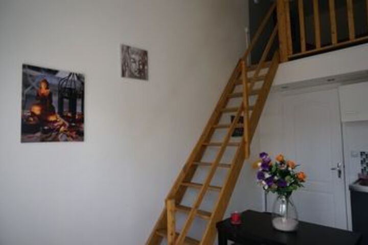 Room 21 of 49
