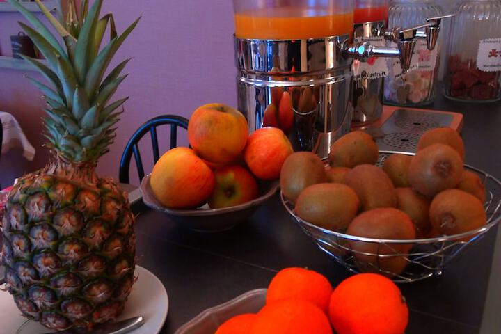 Breakfast area