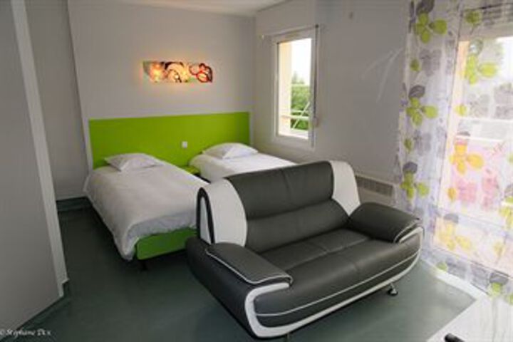 Room 9 of 17