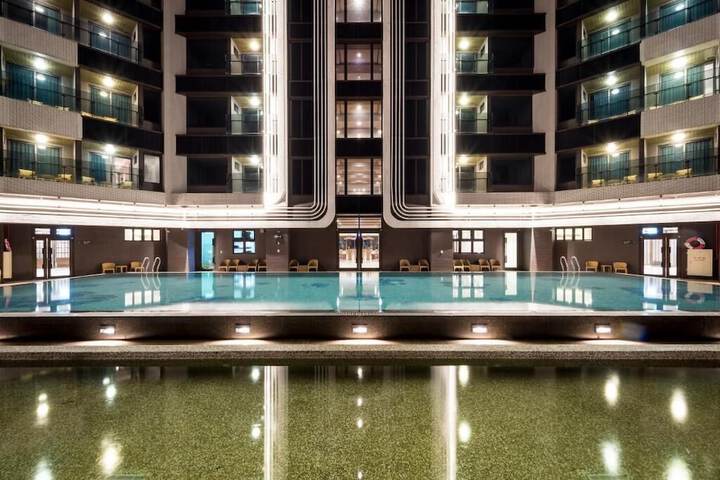 Pool 36 of 65