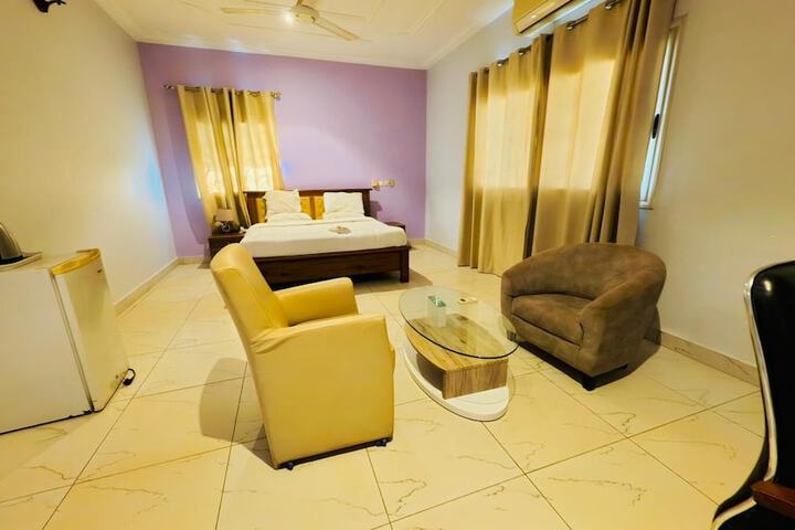 Room 47 of 144