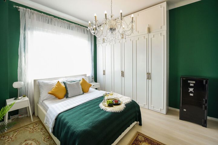 Room 54 of 62