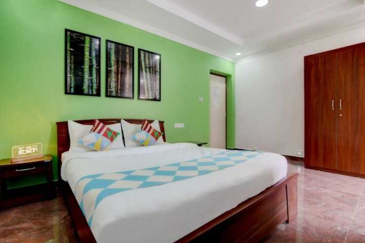 Room 3 of 13