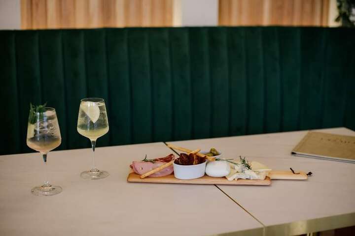 Dining Photos