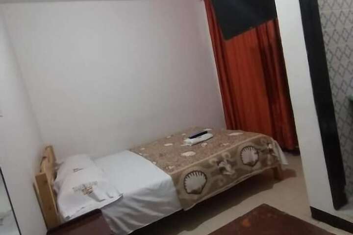 Room 13 of 46
