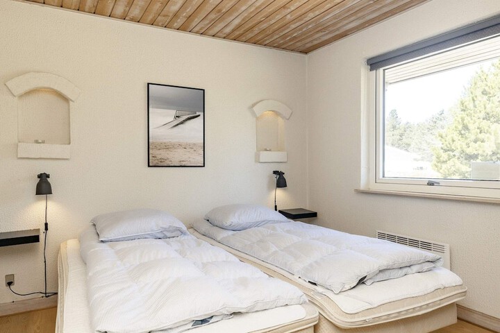 10 Person Holiday Home in Blavand