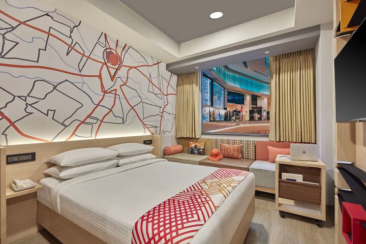 Room 15 of 47