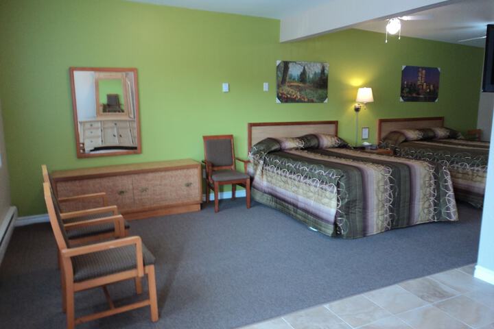 Room 10 of 43