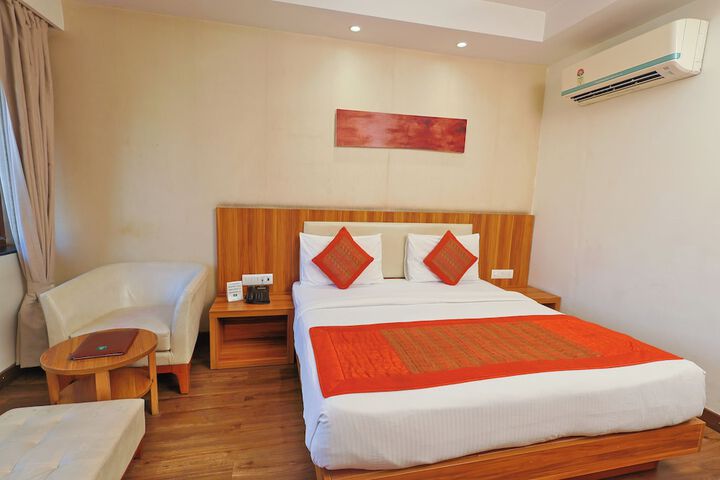 Room 10 of 92