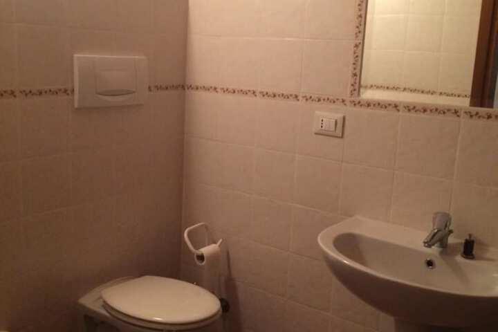Room 12 of 56