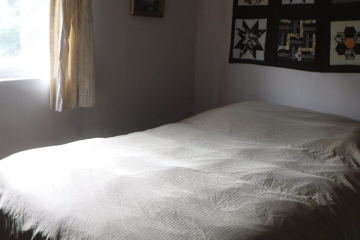 Room 6 of 73