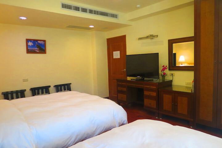 Room 30 of 154