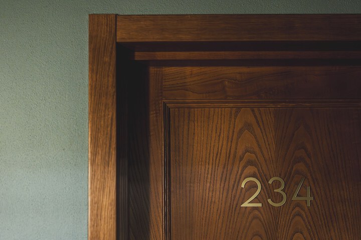 Room 85 of 181