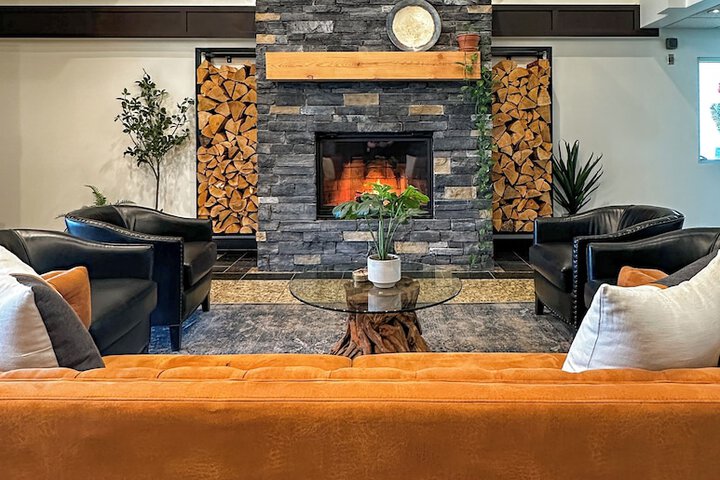 Hotel Interior 6 of 123