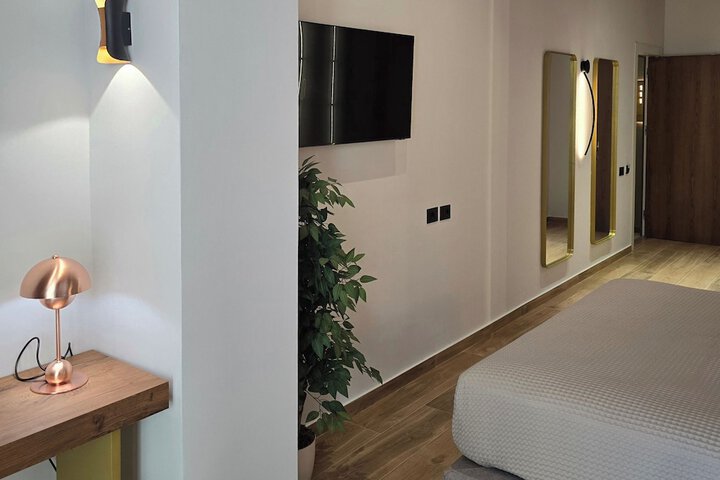 Room 57 of 91