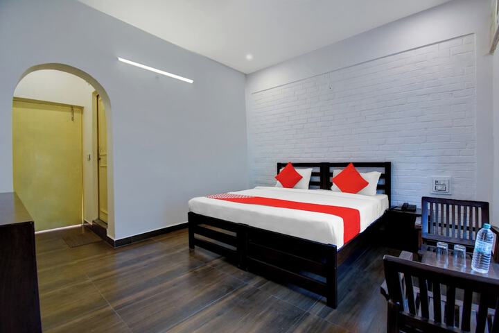 Room 3 of 5