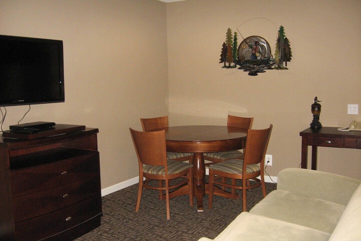 Room 15 of 82