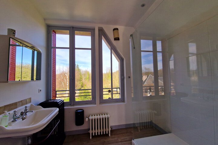 Room 40 of 68