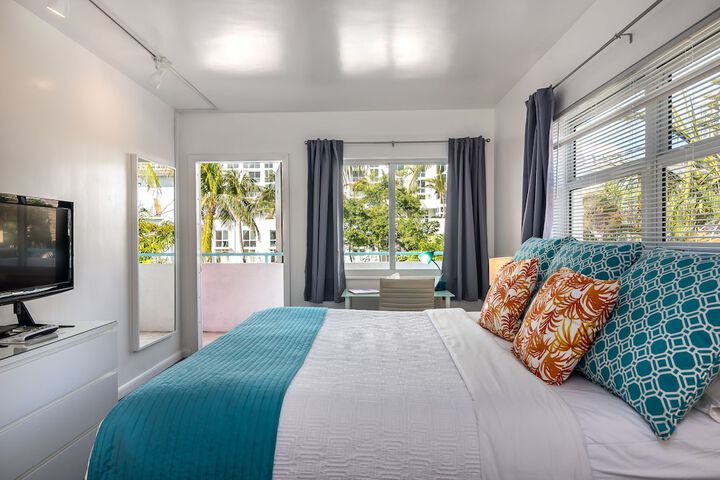 Room 21 of 31