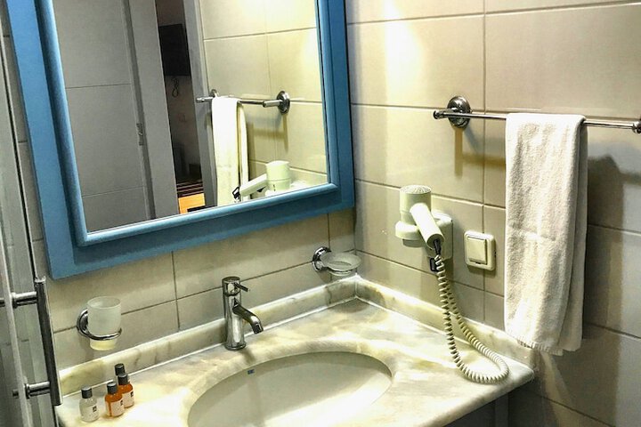 Room 87 of 184